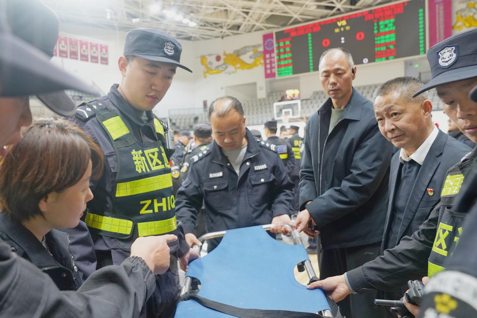 E:/25.12.10后 上傳網(wǎng)站留存/“保安衛(wèi)士”護(hù)航，熱血燃賽場！——南京市保安服務(wù)有限公司大廠分公司保障WCBA女籃聯(lián)賽激情開燃/照片/微信圖片_20251210133623_254_1.jpg微信圖片_20251210133623_254_1